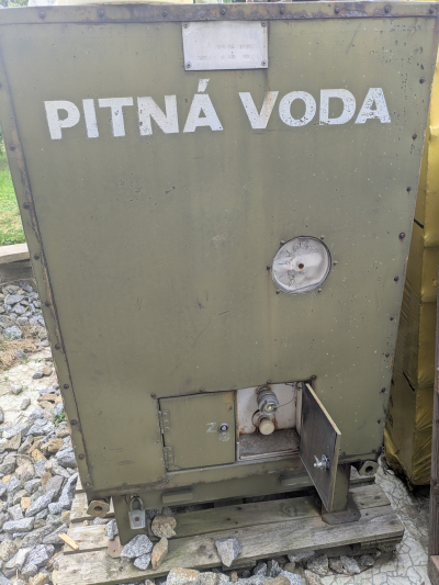 Nádoba na vodu