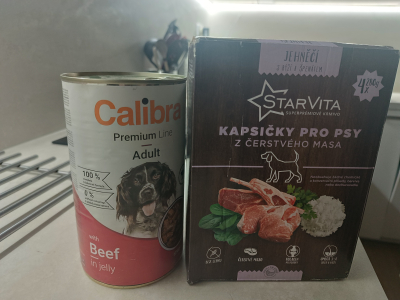5x hovězí konzervy a kapsičky za odvoz