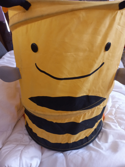 Box skládací žlutý
