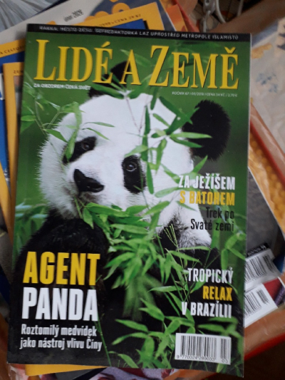 Daruji časopisy Lidé a země