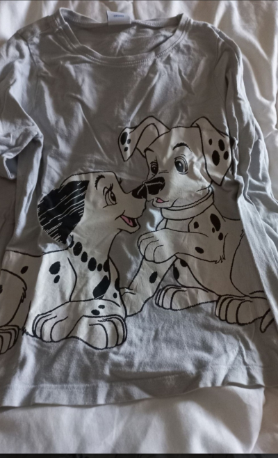 Šedé tričko Disney s pejsky vel. 116-122