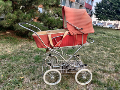 Retro kočárek