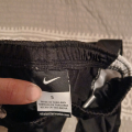 Sportovní tepláčky Nike