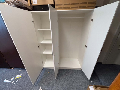 Bila skrin IKEA