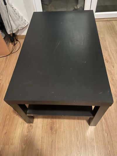 Černý konfereční stůl Lack IKEA