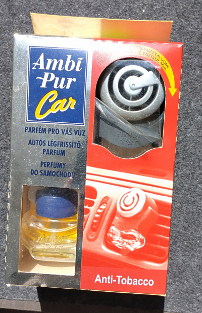 Ambipur antitabák do auta