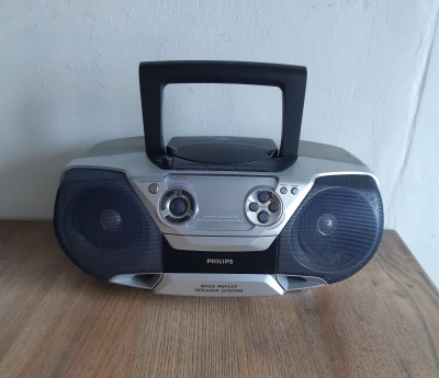 přenosné rádio Philips (částečně funkční)