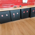 regál Ikea EINA
