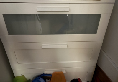 Bílá komoda IKEA