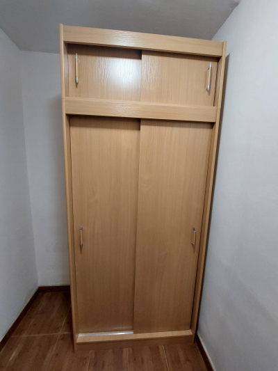 Šatní skříň
