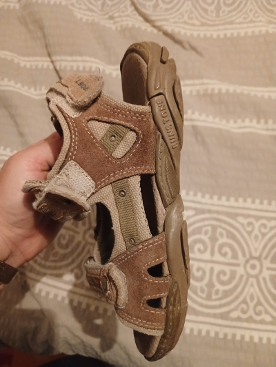 Detske sandaly cca 34