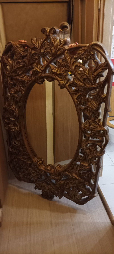 Velké zrcadlo s rámem až na pár oděrek perfektní stav