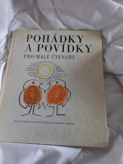 Kniha pohádky a povídky