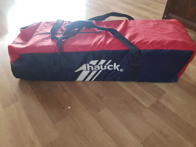 Cestovní postýlka