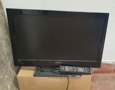 Televize funkční V11L01248  HITACHI