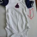 Body 80 s lodickou