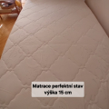 Darují za odvoz postel s matrací