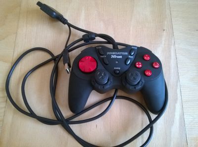 Herní gamepad USB pro PC