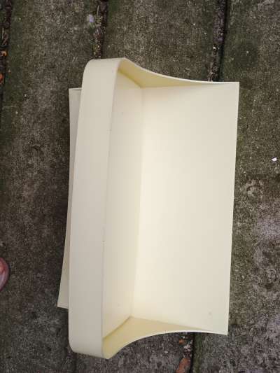Retro plastová plně funkční policka