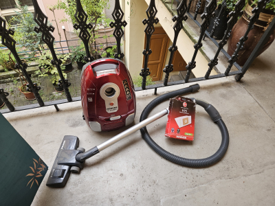 Daruji funkční vysavač Hoover