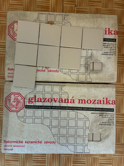 Béžové dlaždičky 10x10
