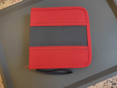 POUZDRO NA CD (na 20 ks) IKEA