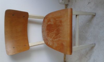 2 staré židle