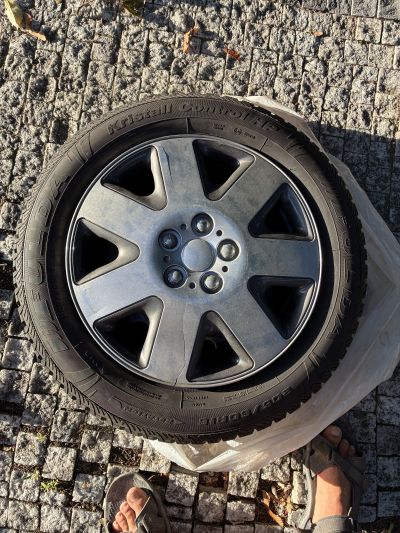 Sada zimních pneumatik kompatibilní s Hyundai i30 za odvoz