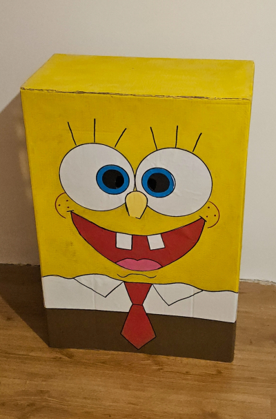 Kostým spongebob z kartonu