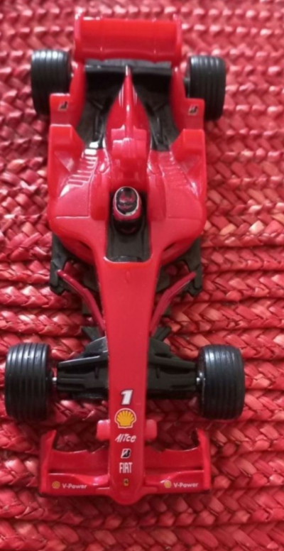 Autíčko červená formule