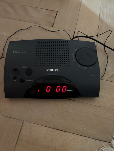 Radio Philips s budíkem