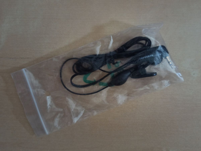 Telefonní pecková sluchátka s klipsem