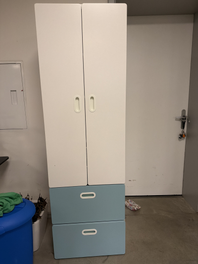 Skrinka ikea