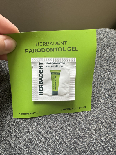 Gel na dásně 3/27