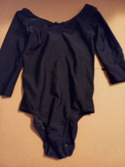 Černý trikot vel.110/116