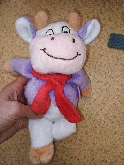 Plyšák asi 15 cm.