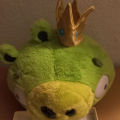 Plyšák Angry birds zelený s korunkou