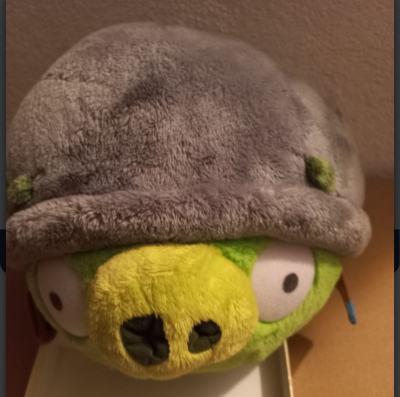 Plyšák Angry birds zelený cepice