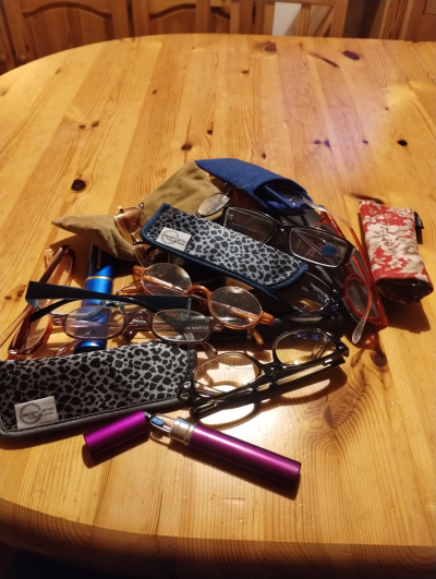 bryle na čtení 2,5 a 3 dioptrie