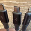 Univerzální nabíjecí kabel - nový