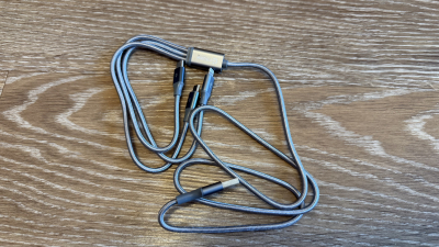 Univerzální nabíjecí kabel - nový
