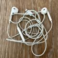 Originál sluchátka Apple EarPods Lightning 2