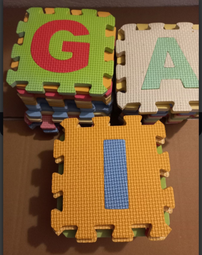 Písmenkové puzzle