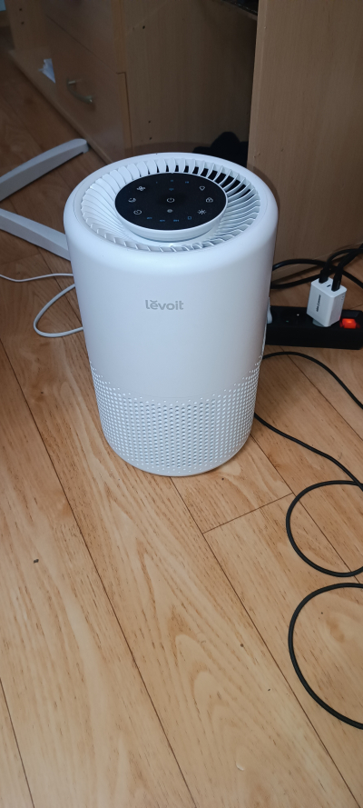 Čistička vzduchu Levoit, daruji do 23.9.2026