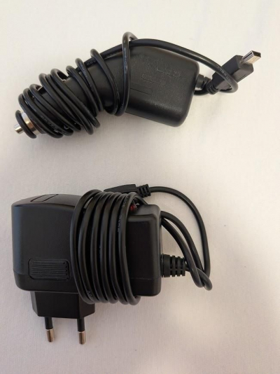 Nabíječka Mini USB do autozapalovače + do sítě 230V