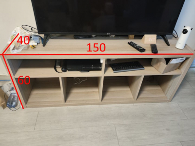 TV stolek