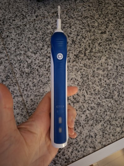 Oral b funkcni el. kartacek