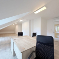 1x Kancelářský stůl 130 x 80 x 80 - masiv i se židlí