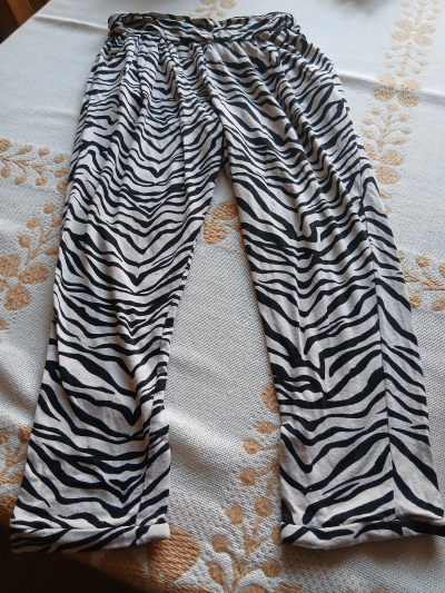 leginy 42-44 primarkt