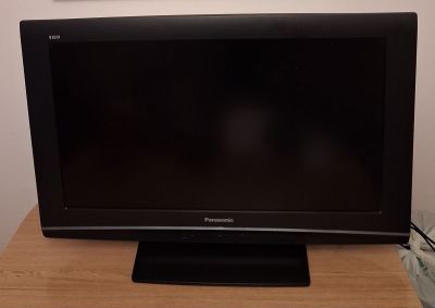 Funkční TV Panasonic, 15 roků starý